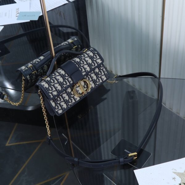 DIOR Montaigne - Image 5