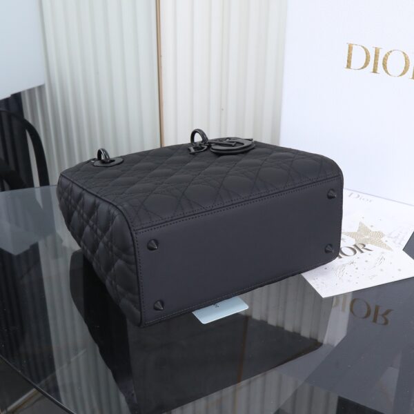 Dior Diana - Image 2