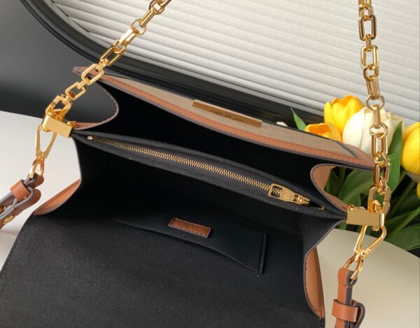 LV Dauphine - Image 7