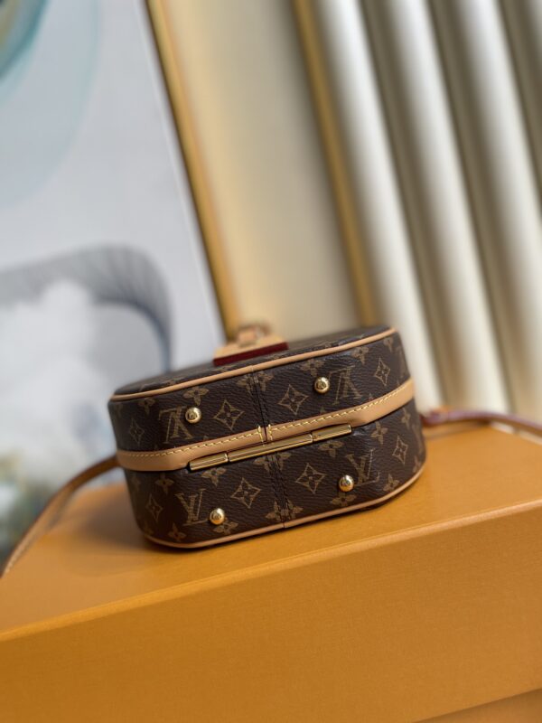 LV hard round cake box - Image 4