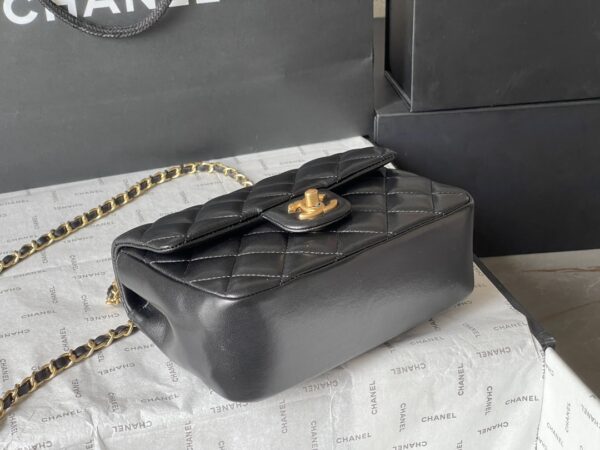 chanel pearl chain bag - Image 3
