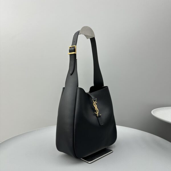 YSL hobo underarm bag - Image 2