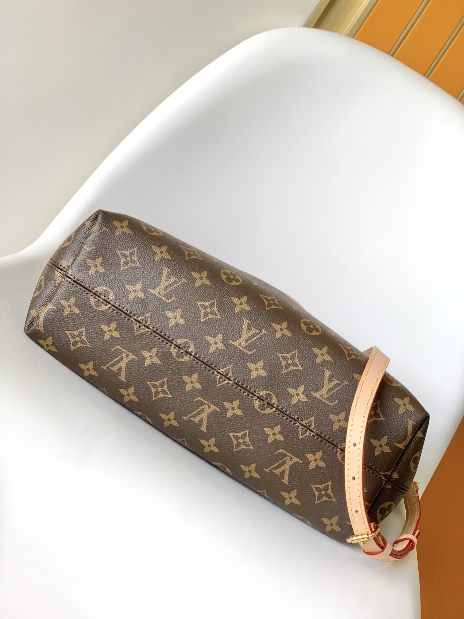 LV Boetie zipper tote bag - Image 4