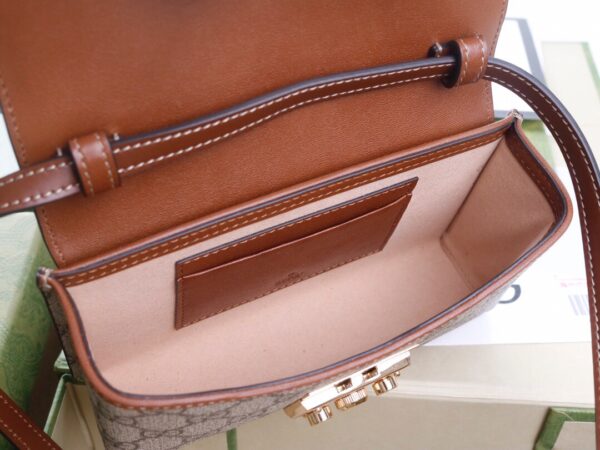 GUCCI Padlock bag - Image 9