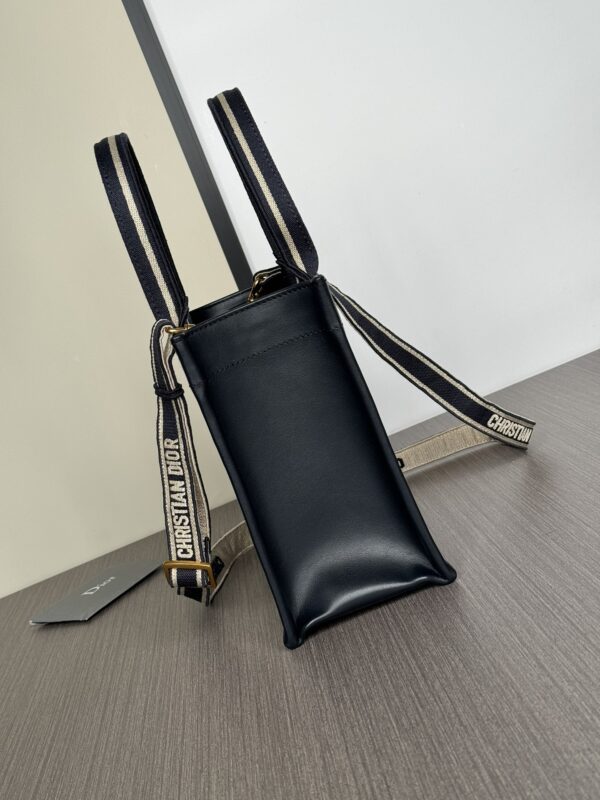 DIOR tote handbag - Image 4