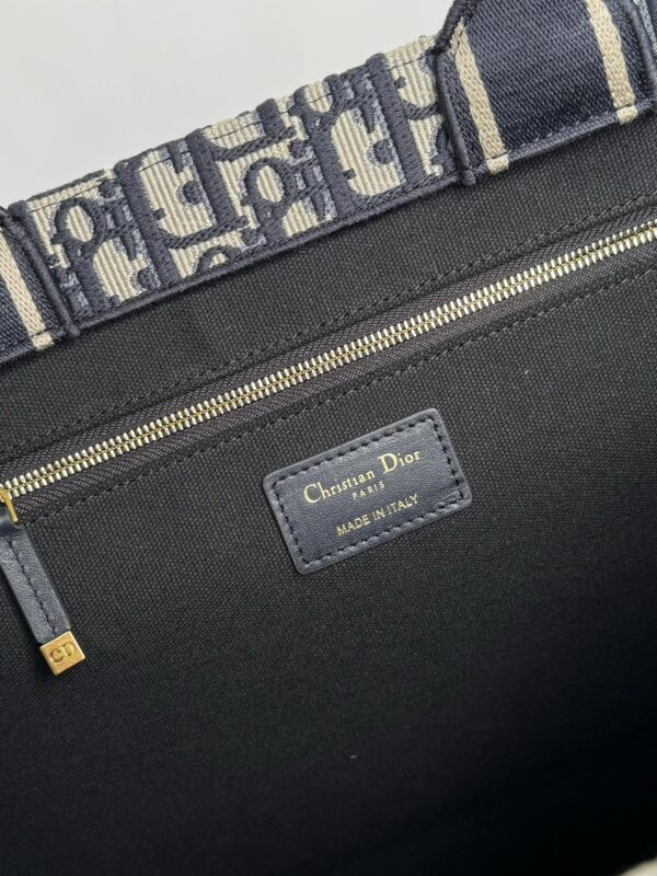 DIOR tote handbag - Image 9