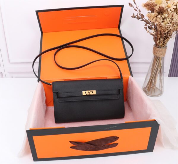HERMES Kelly bag