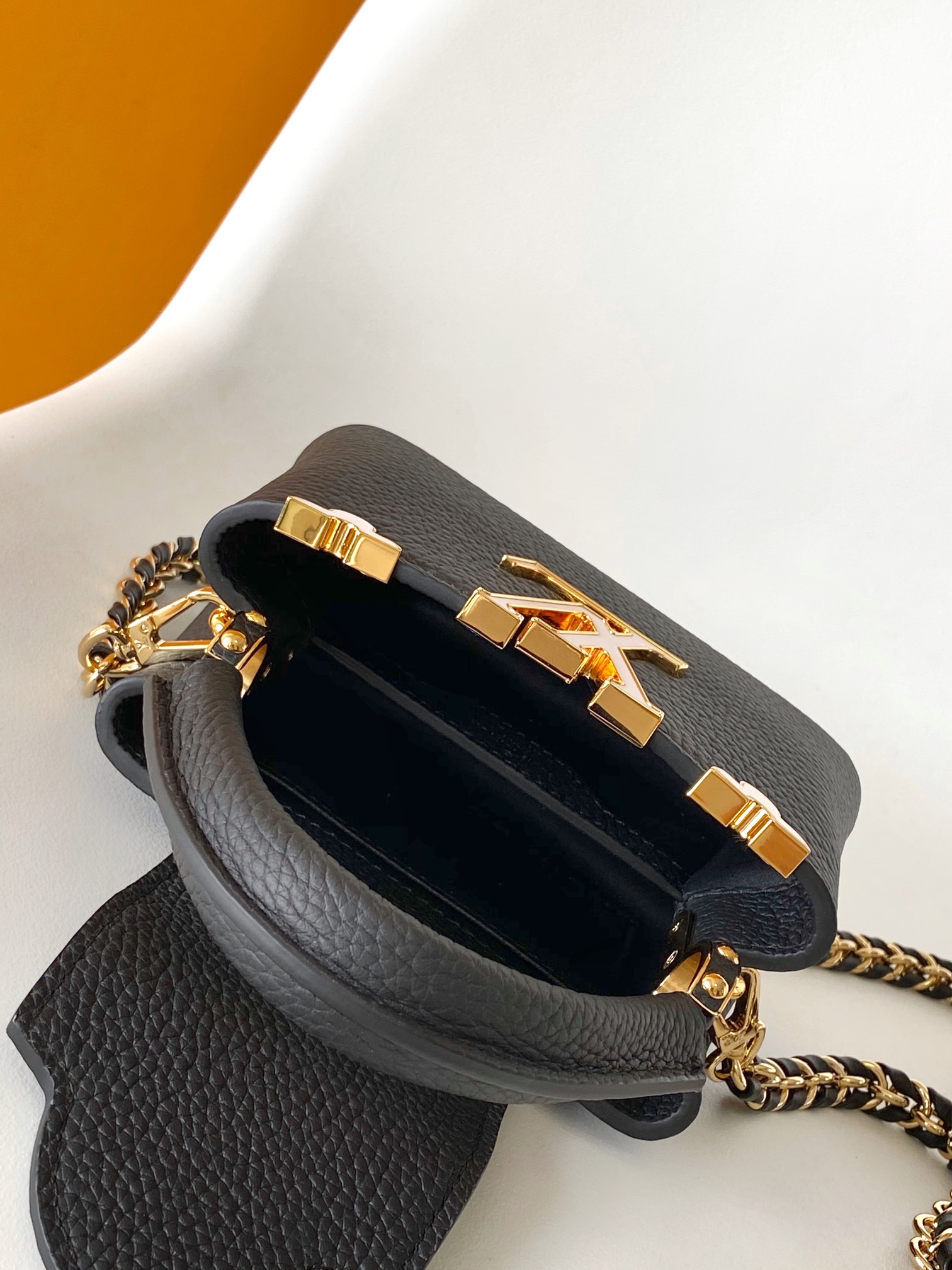 LV Capucines bag - Image 8