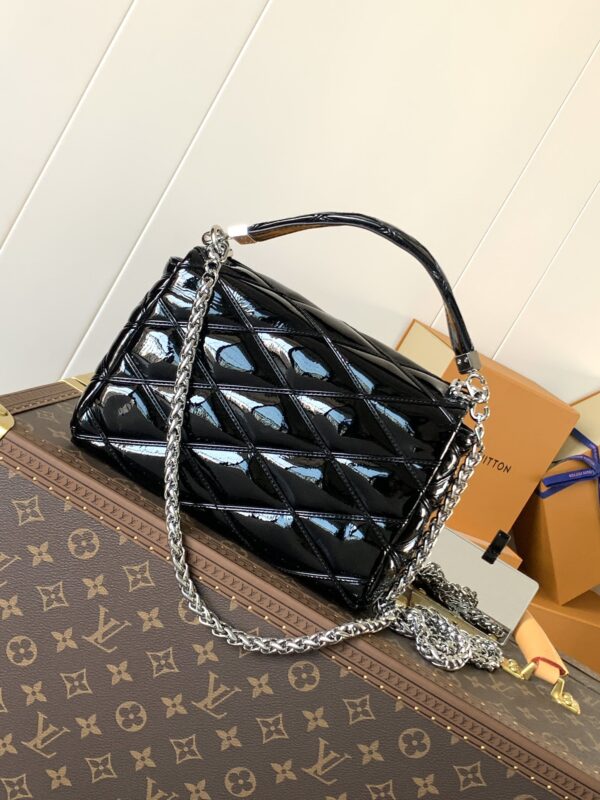 LV GO-14 - Image 2