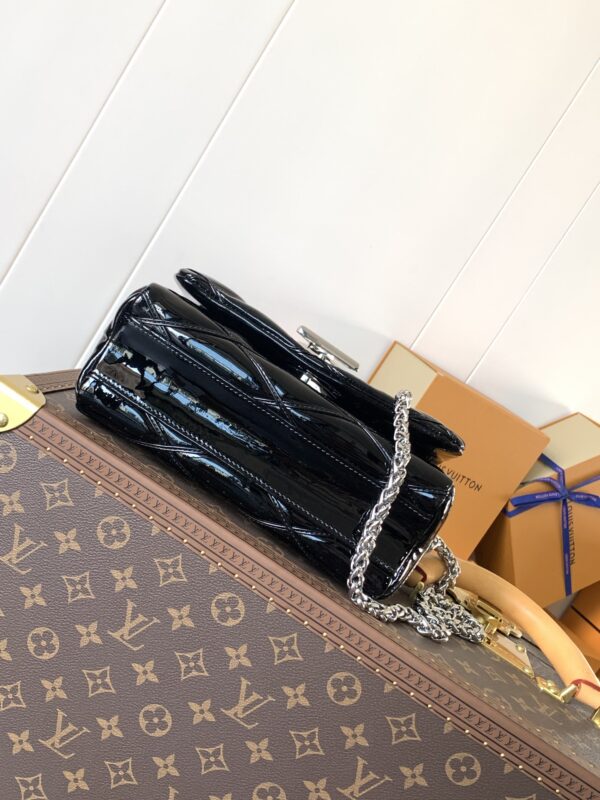 LV GO-14 - Image 4