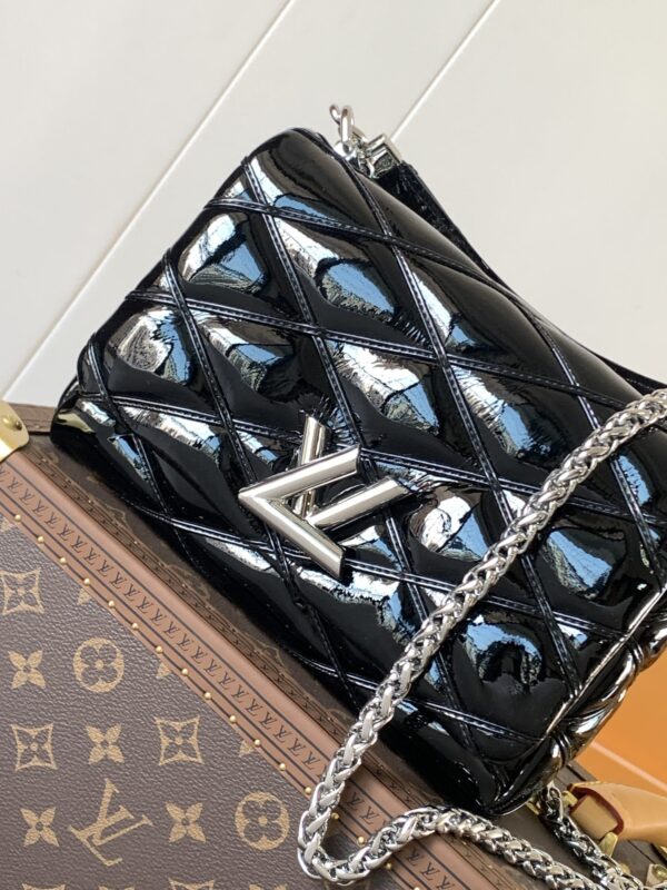 LV GO-14 - Image 5