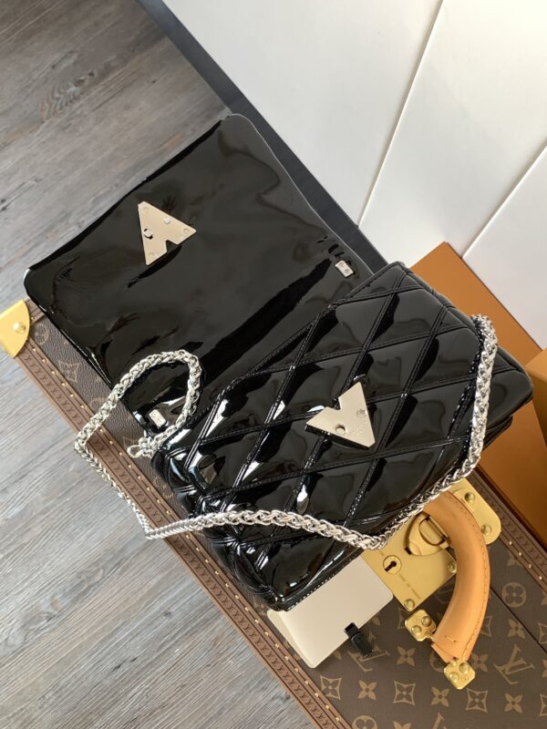 LV GO-14 - Image 7