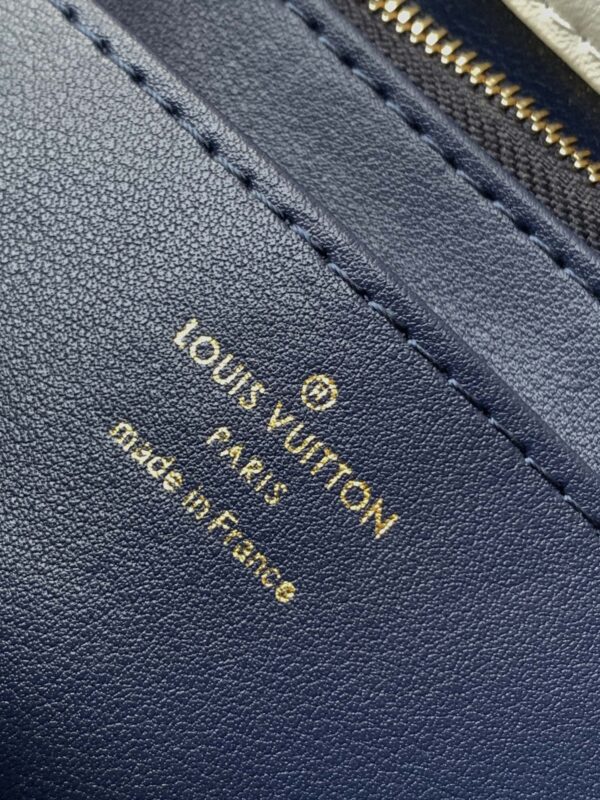LV GO-14 - Image 9