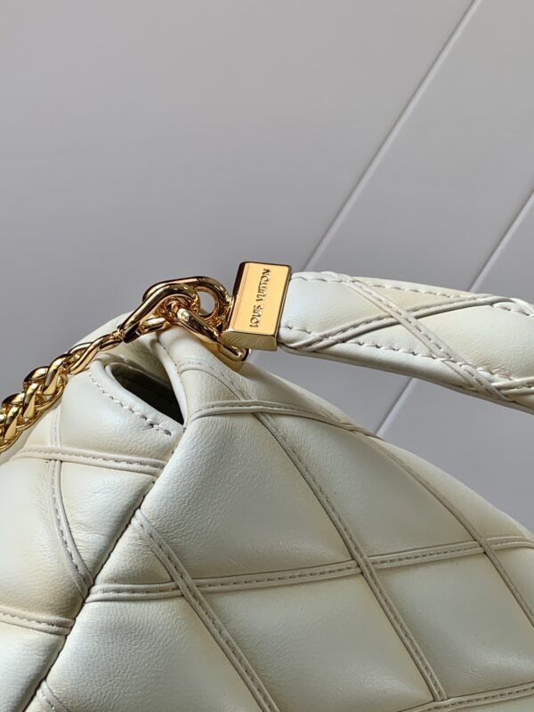 LV GO-14 - Image 5