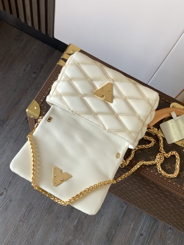 LV GO-14 - Image 6