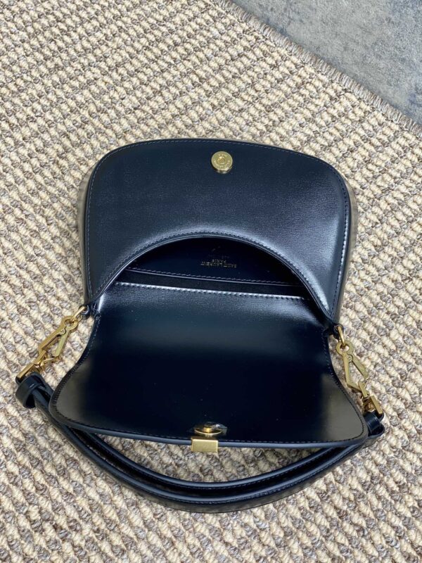 YSL Saddle bag - Image 7