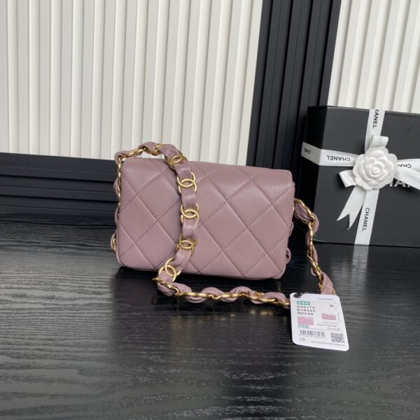 CHANEL underarm bag - Image 2