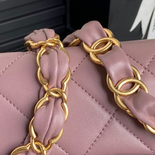 CHANEL underarm bag - Image 4
