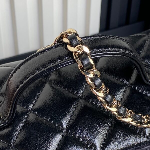 CHANEL bowling camera bag - Image 4