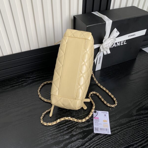 CHANEL bowling camera bag - Image 6