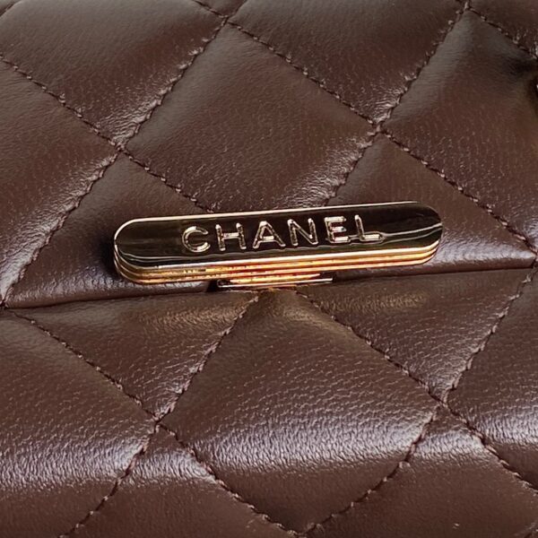 CHANEL makeup bag - Image 7