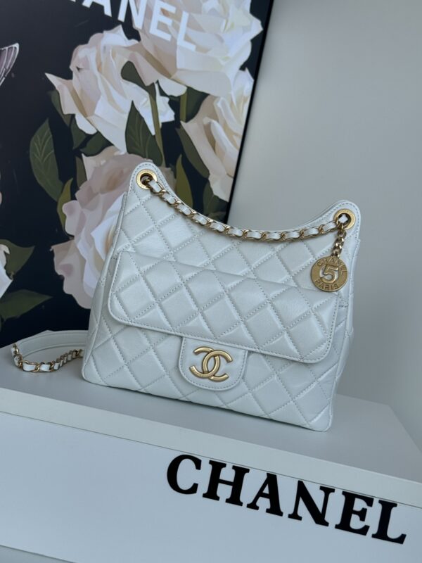 CHANEL hobo hippie bag