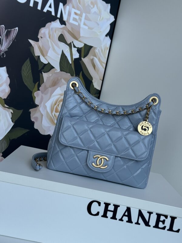 CHANEL hobo hippie bag