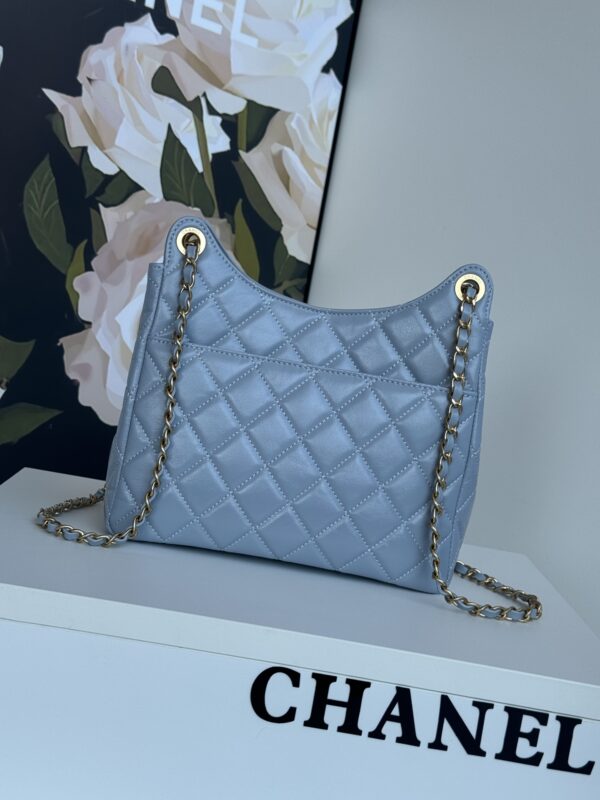 CHANEL hobo hippie bag - Image 2