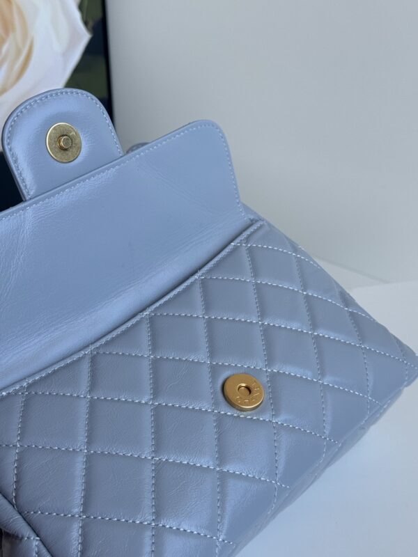 CHANEL hobo hippie bag - Image 6