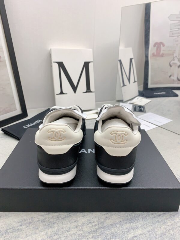 CHANEL casual shoes - Image 8