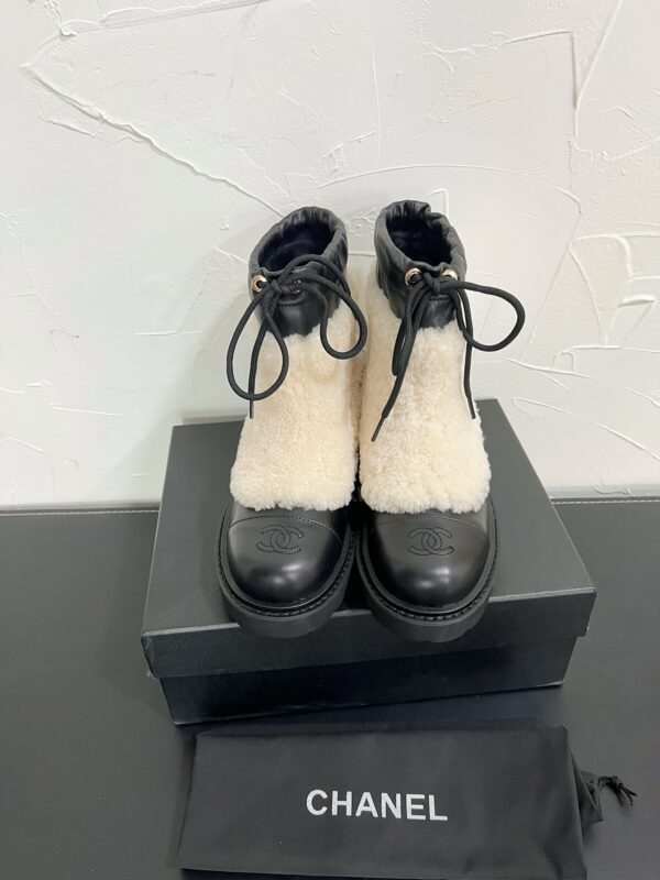 CHANEL Martin ankle boots - Image 7