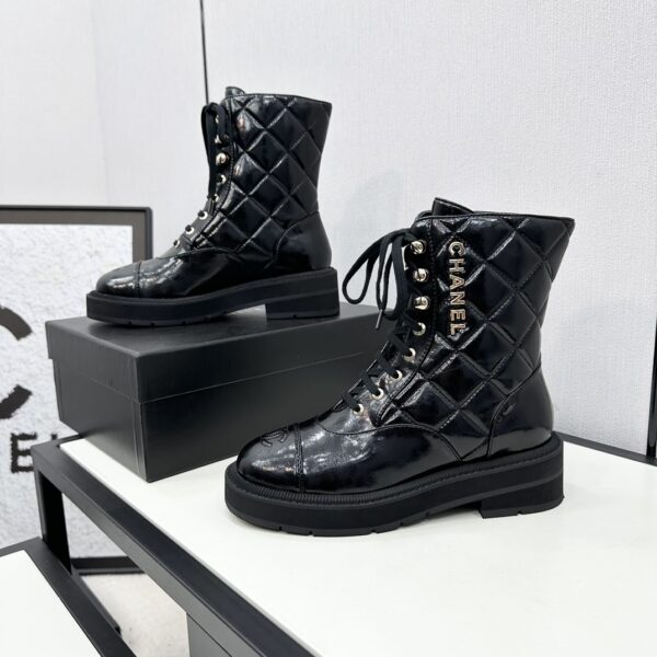 CHANEL Martin boots - Image 3