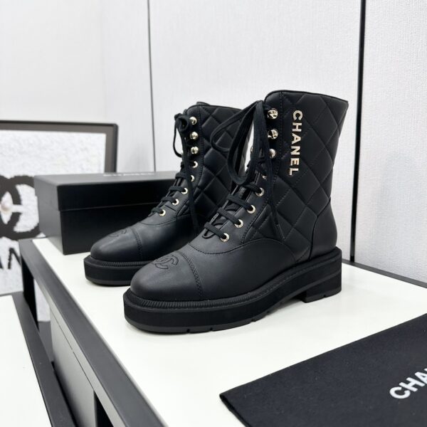 CHANEL Martin boots - Image 3