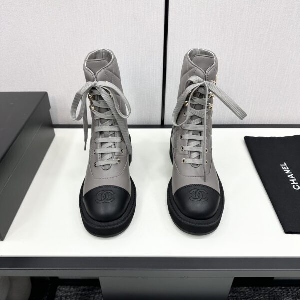 CHANEL Martin boots - Image 3