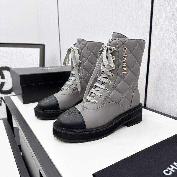 CHANEL Martin boots - Image 4