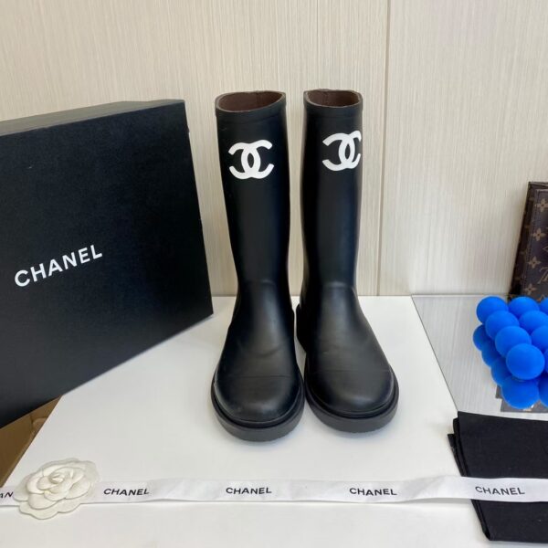 CHANEL rain boots - Image 8