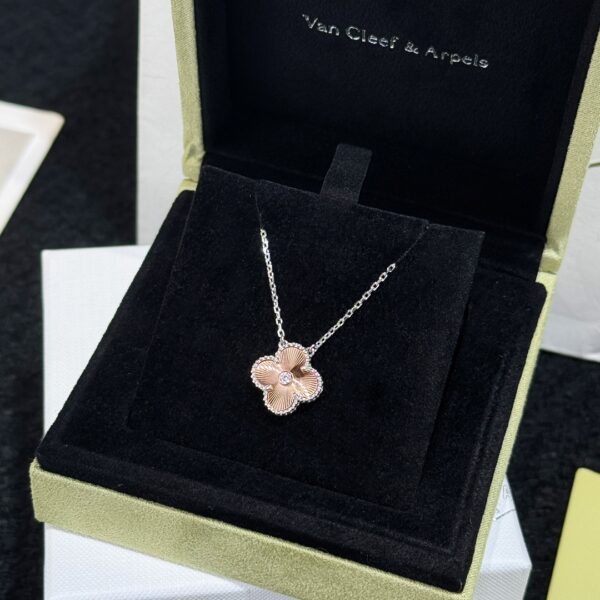 Van Cleef &Arpels Christmas special necklace - Image 5