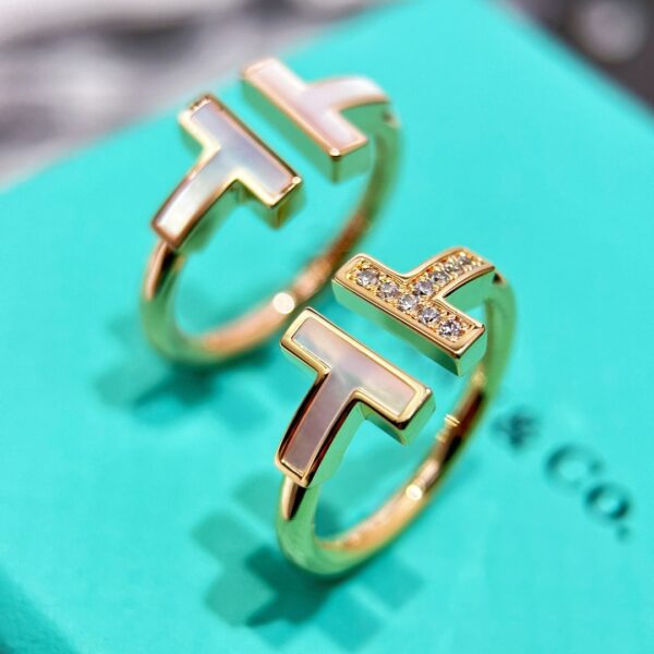 Tiffany&co Tiffany double T ring
