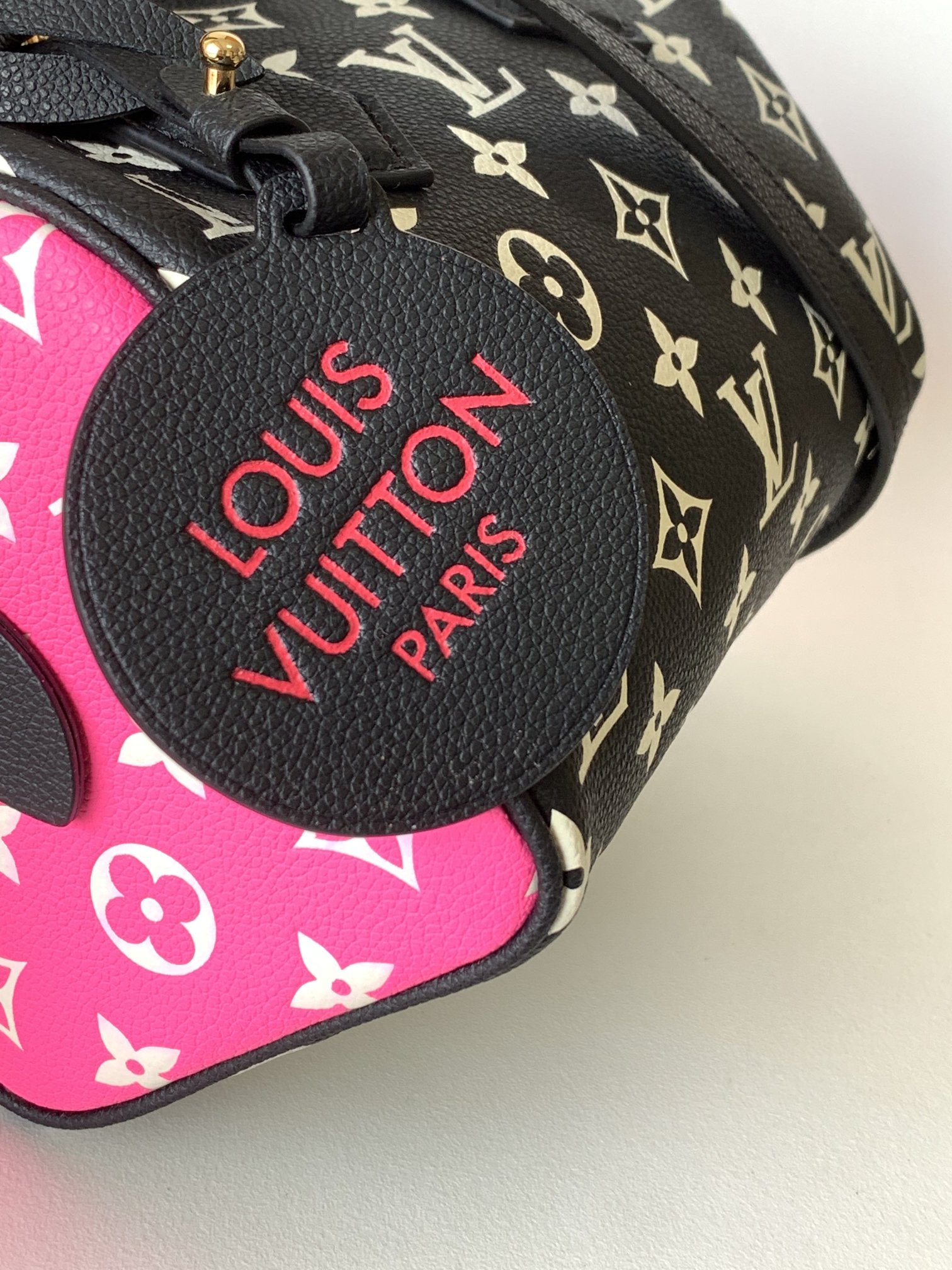 LV black & white speedy pillow bag - Image 4