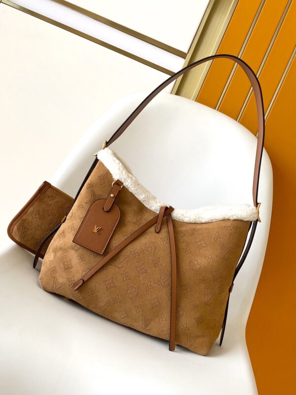 LV carryall
