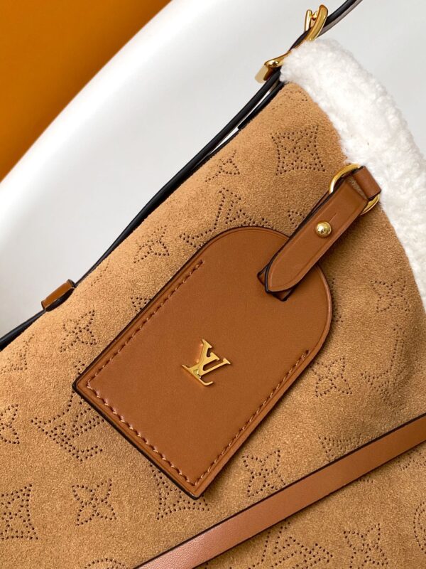 LV carryall - Image 4