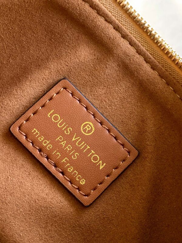 LV carryall - Image 8