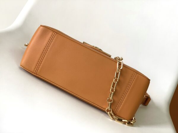 LV Dauphine Soft bag - Image 3