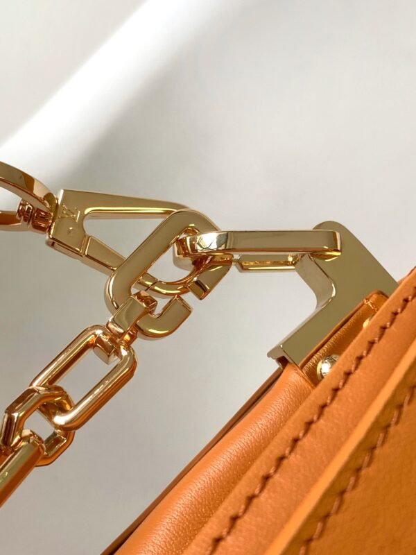 LV Dauphine Soft bag - Image 5
