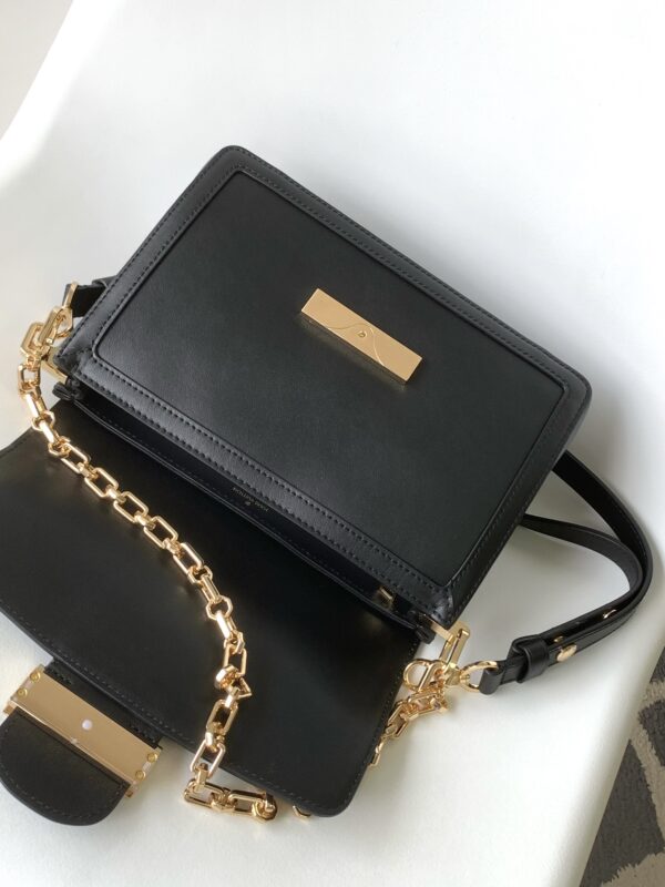 LV Dauphine Soft bag - Image 6
