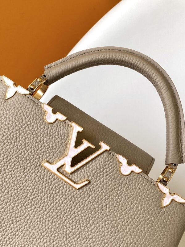 LV Capucines BB bag - Image 4