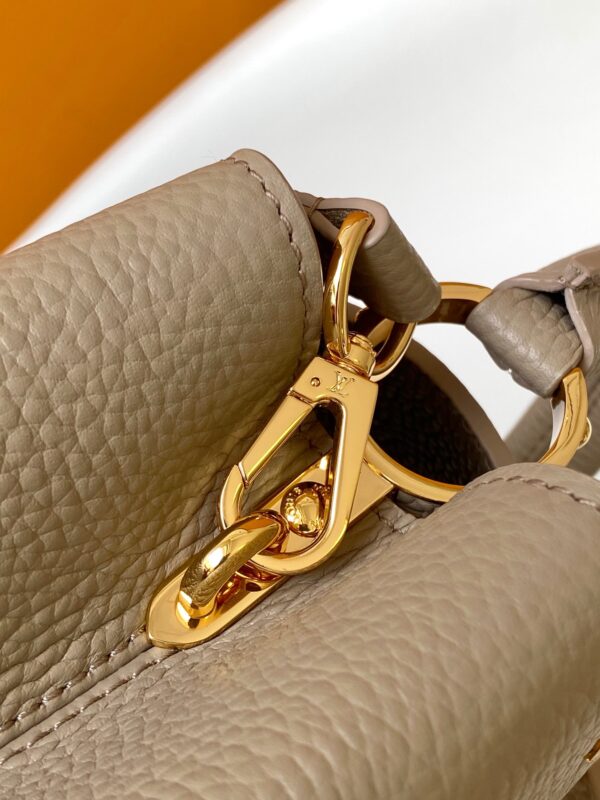 LV Capucines BB bag - Image 5