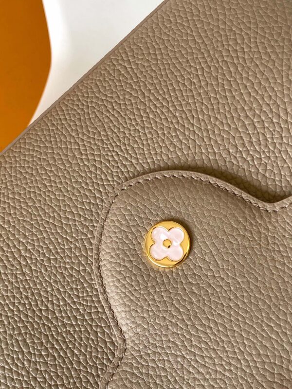 LV Capucines BB bag - Image 6