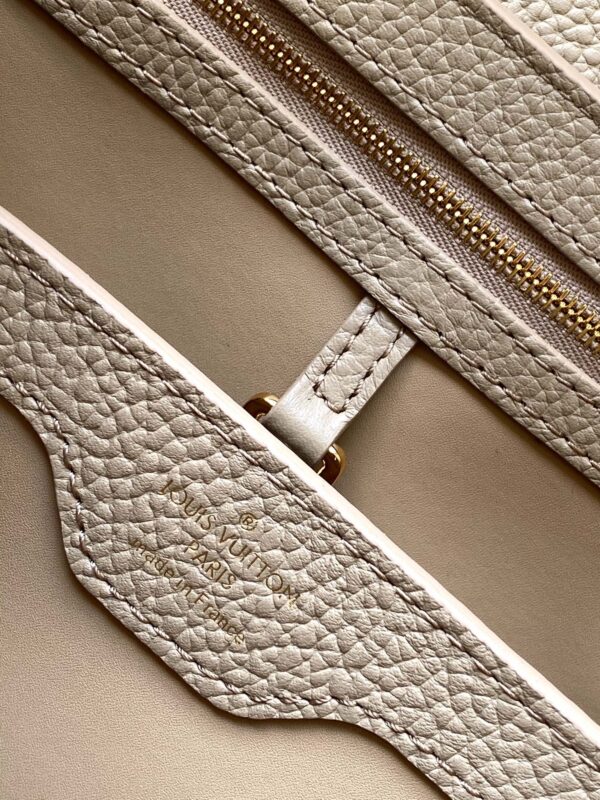 LV Capucines BB bag - Image 8