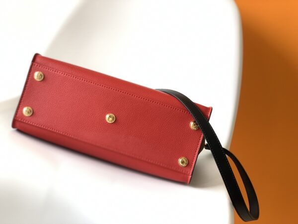 LV On My Side bag - Image 4